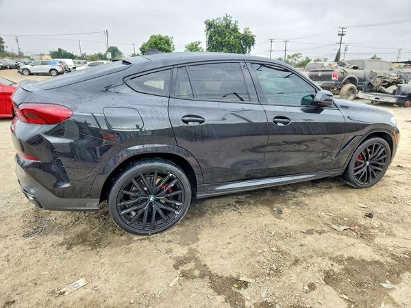 2023 BMW X6 xDrive40i