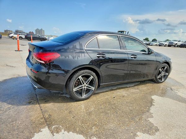 2019 MERCEDES-BENZ A A220