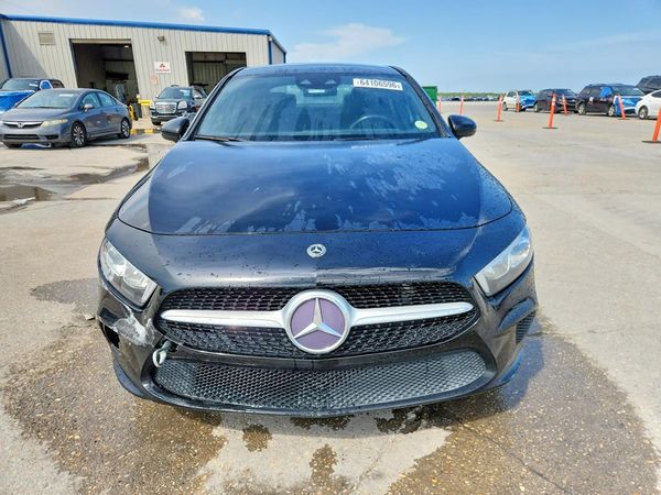 2019 MERCEDES-BENZ A A220
