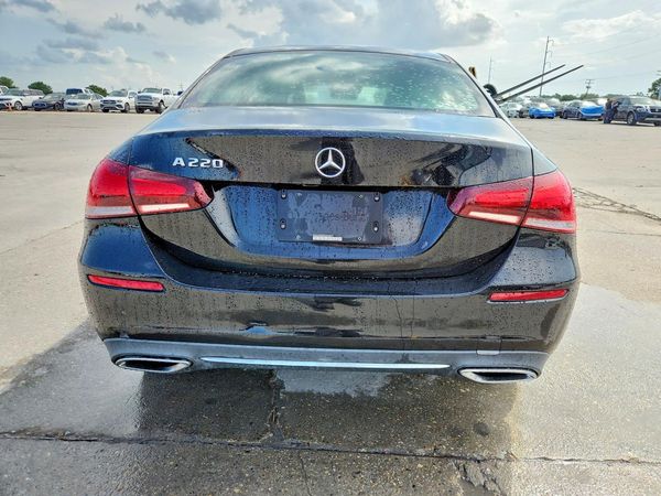 2019 MERCEDES-BENZ A A220