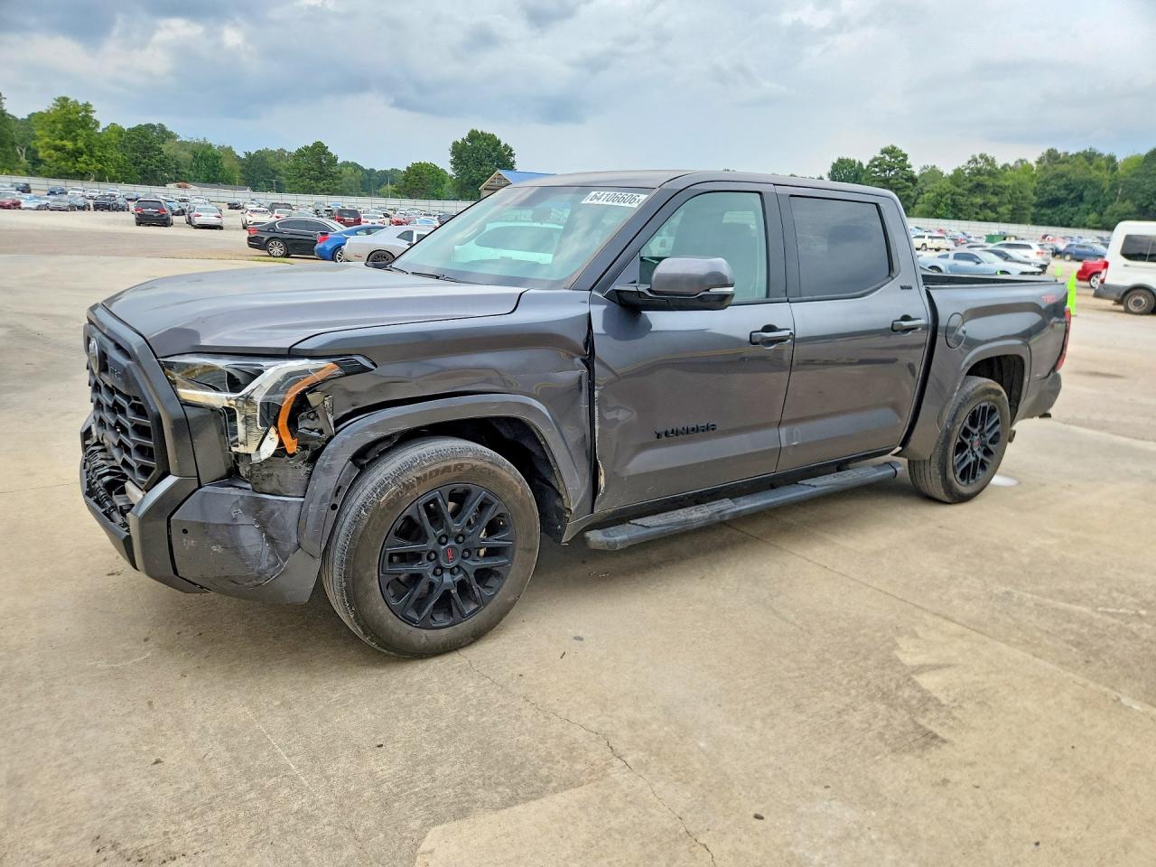 2024 TOYOTA TUNDRA