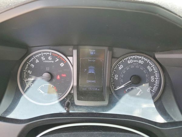 2020 TOYOTA TACOMA SR5