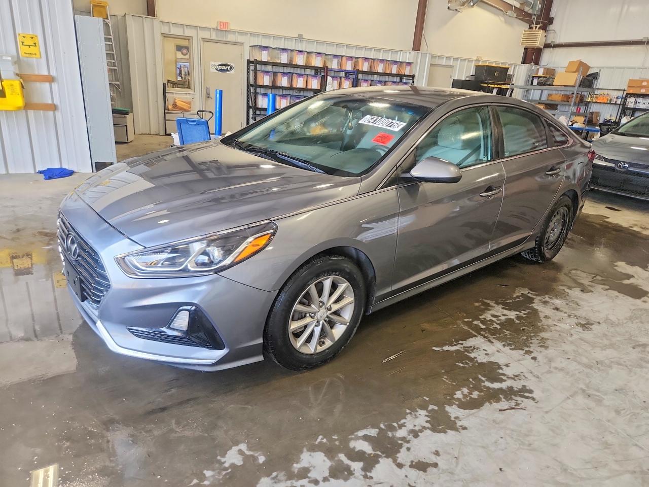2018 HYUNDAI SONATA SE, Eco — Front 3/4