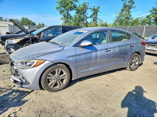 2017 HYUNDAI ELANTRA