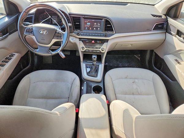 2017 HYUNDAI ELANTRA
