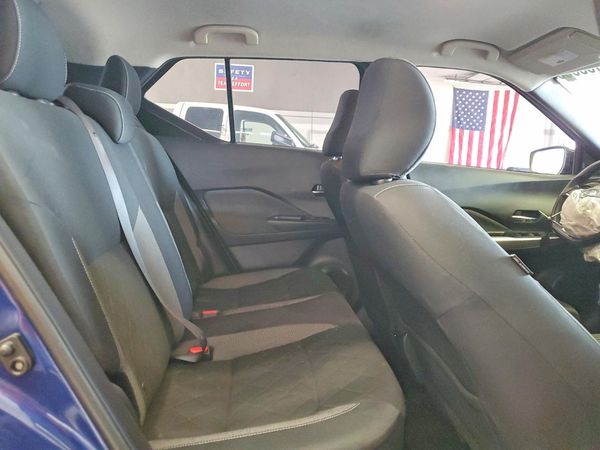 2019 NISSAN KICKS