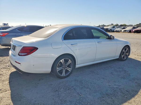 2019 MERCEDES-BENZ E E300