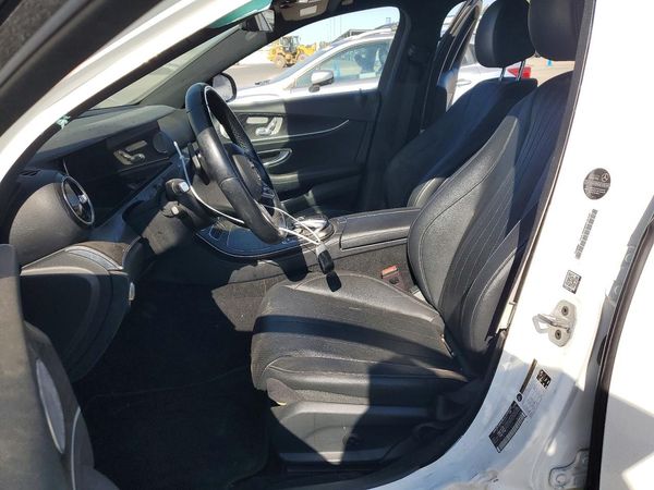 2019 MERCEDES-BENZ E E300