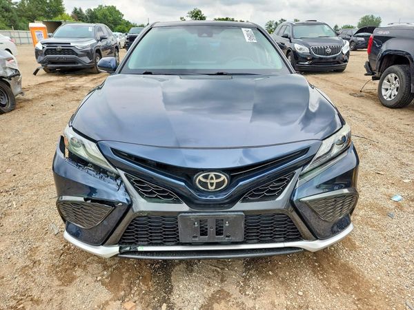 2021 TOYOTA CAMRY