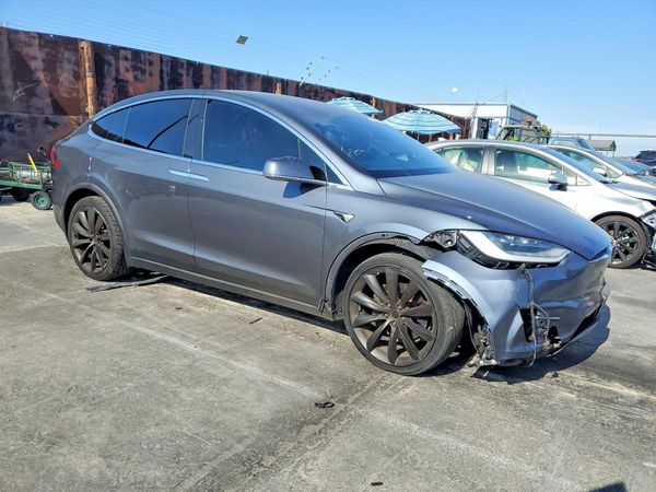 2020 TESLA MODEL X