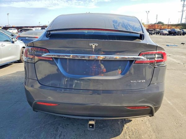 2020 TESLA MODEL X