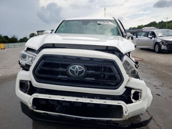 2022 TOYOTA TACOMA SR5