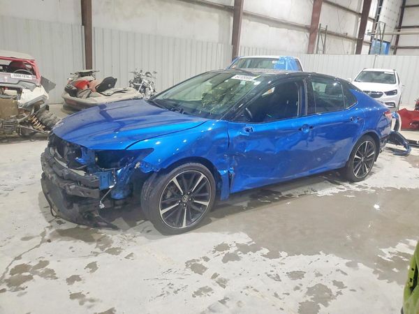 2020 TOYOTA CAMRY