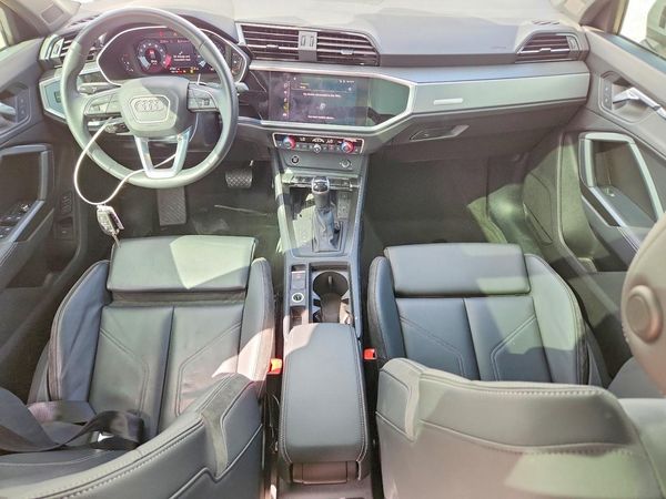 2022 AUDI Q3