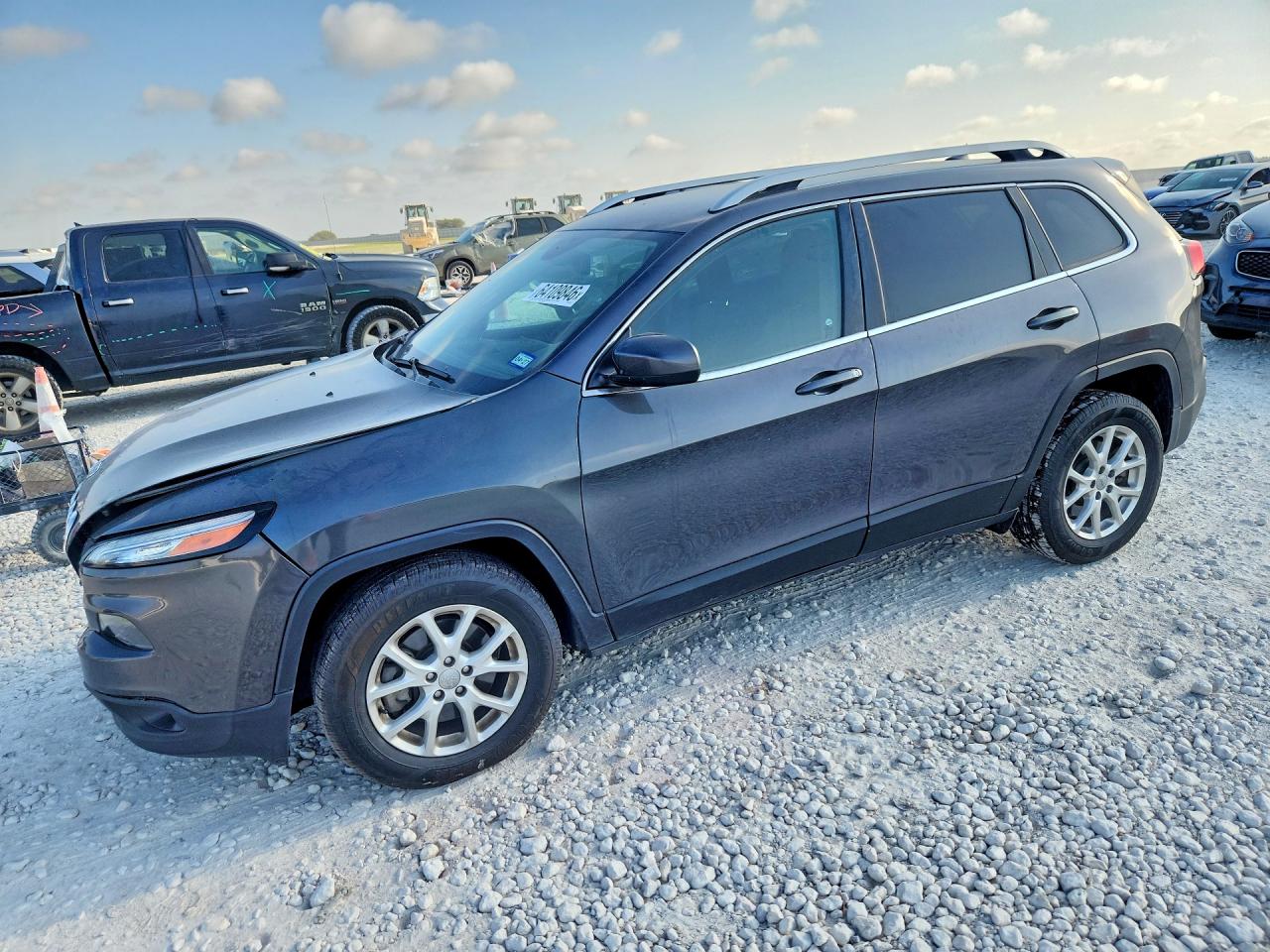 2017 JEEP CHEROKEE LATITUDE FWD