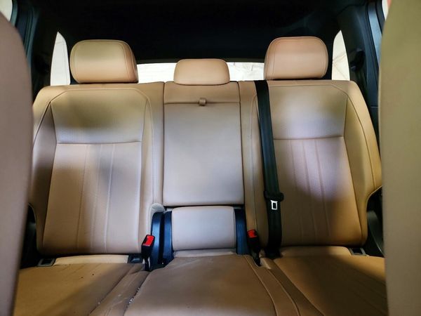 2022 VOLKSWAGEN TIGUAN 4Motion SE