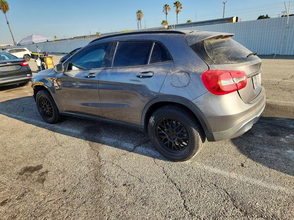 2018 MERCEDES-BENZ GLA GLA250