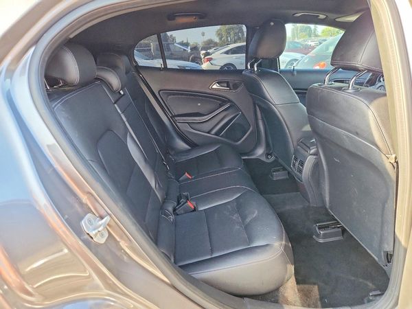 2018 MERCEDES-BENZ GLA GLA250