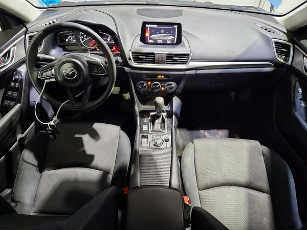 2017 MAZDA 3 Sport