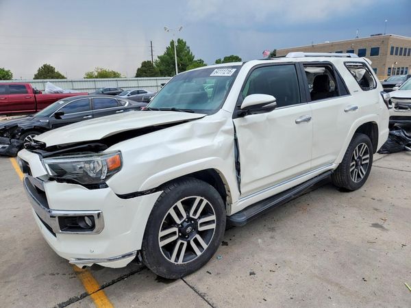 2020 TOYOTA 4RUNNER