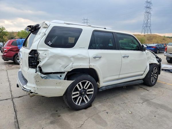 2020 TOYOTA 4RUNNER
