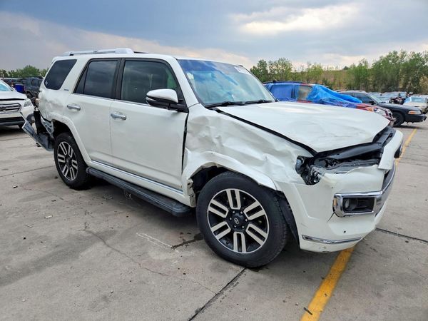 2020 TOYOTA 4RUNNER