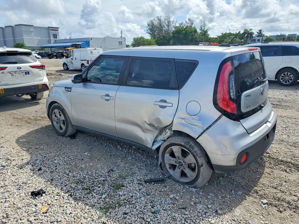 2019 KIA SOUL Base