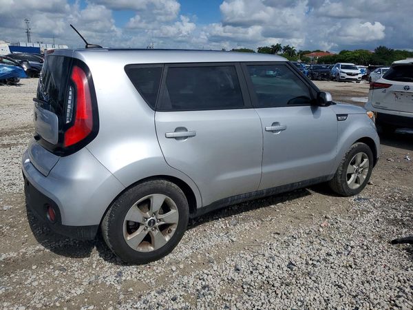 2019 KIA SOUL Base