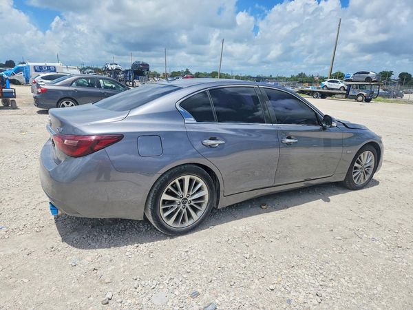 2020 INFINITI Q50