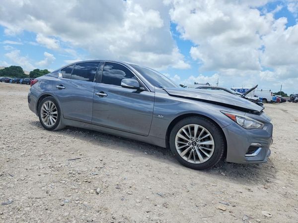 2020 INFINITI Q50