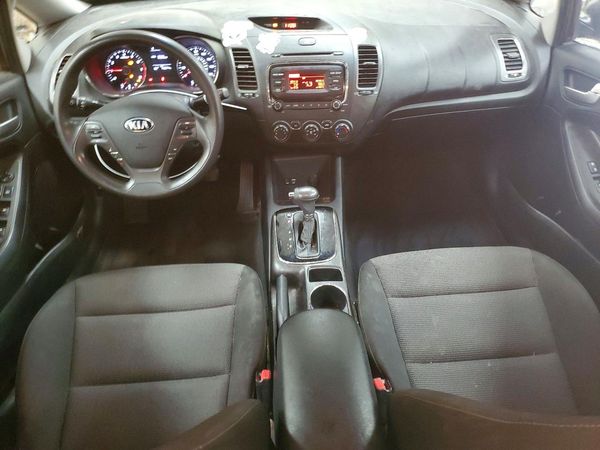 2017 KIA FORTE LX Base