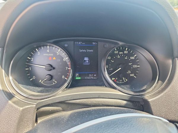 2018 NISSAN ROGUE