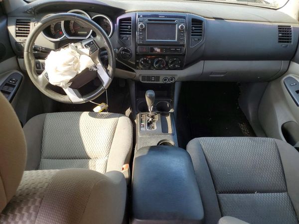 2013 TOYOTA TACOMA Delux