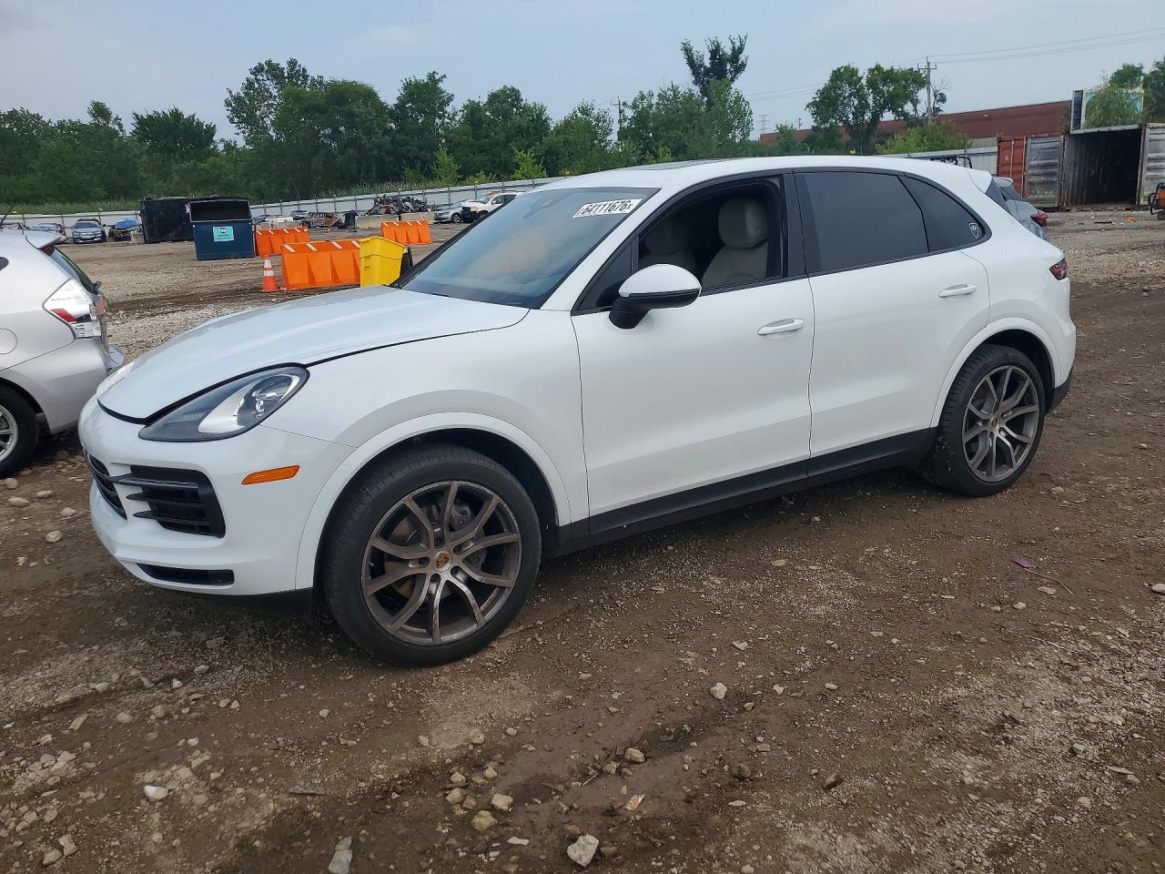 2020 PORSCHE CAYENNE