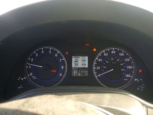 2015 INFINITI Q40