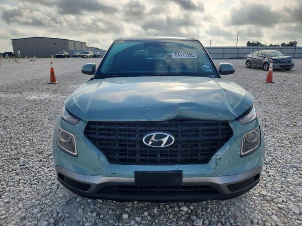 2026 HYUNDAI VENUE