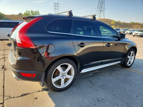 2013 VOLVO XC60
