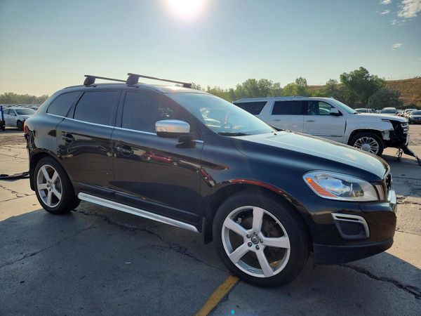 2013 VOLVO XC60