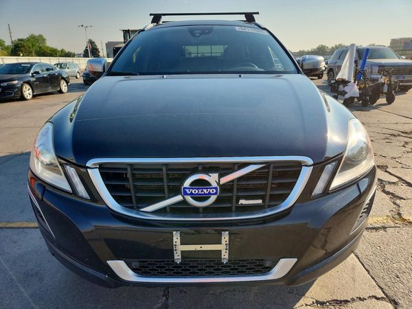 2013 VOLVO XC60