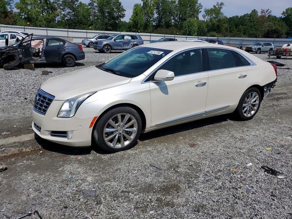 2014 CADILLAC XTS Luxury