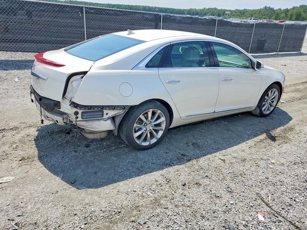 2014 CADILLAC XTS Luxury