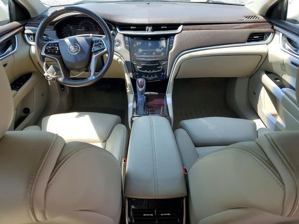 2014 CADILLAC XTS Luxury