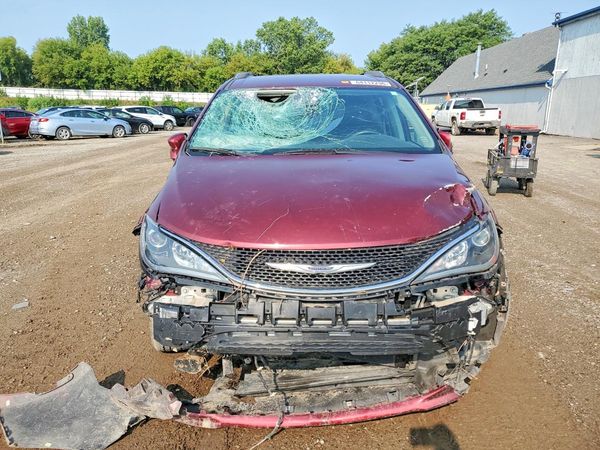 2018 CHRYSLER PACIFICA Touring L Plus