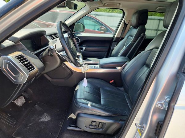 2018 LAND ROVER RANGEROVER HSE — DENT