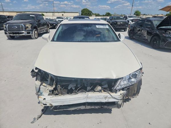 2013 LEXUS ES 300h