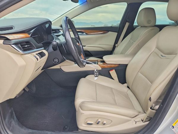 2019 CADILLAC XTS Luxury