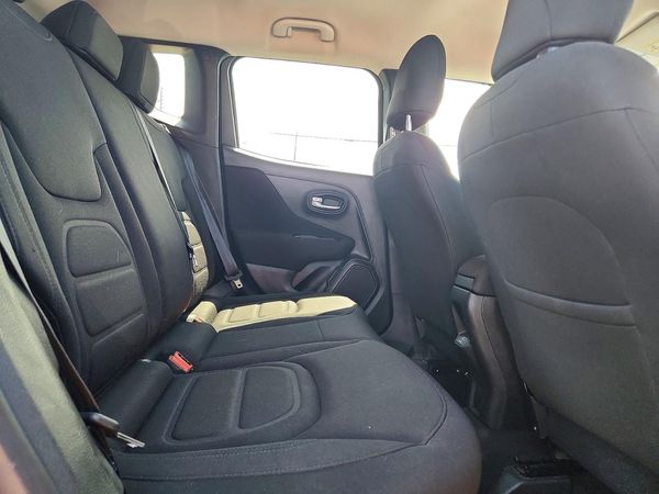 2021 JEEP RENEGADE LATITUDE 4X2