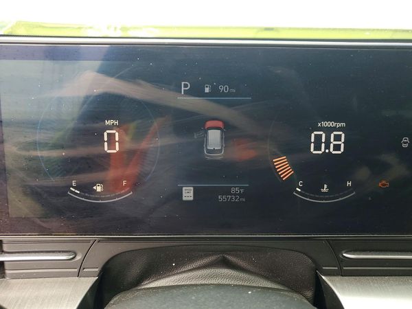 2024 HYUNDAI KONA SE