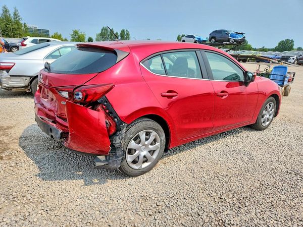 2016 MAZDA 3 Touring/GS