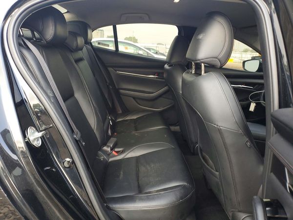 2019 MAZDA 3